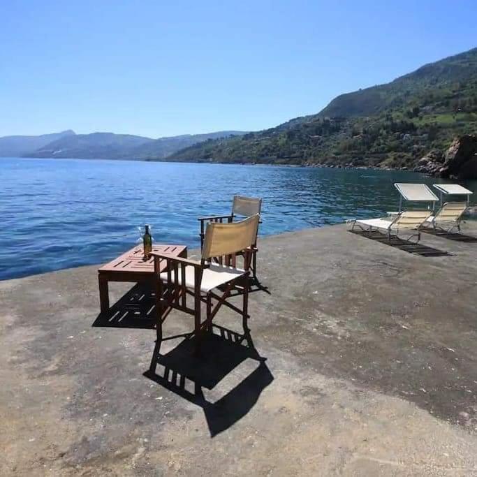 Апартаменти Kalura Sea House Чефалу Екстер'єр фото